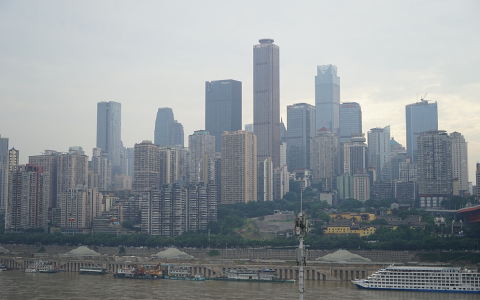 心真大！乘客遗落卡包，司机猜出信用卡密码盗刷3万元