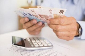 小心!信用卡还款 这三种方式会上瘾
