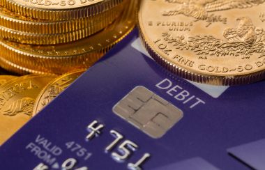 招商银行,信用卡,掌上生活,肯德基,优惠 【掌上生活APP】领肯德基香辣鸡腿堡/17元还款/100元饭票券