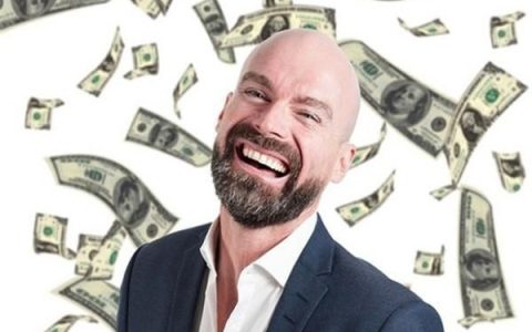 支付宝信用卡还款可以还别人的卡吗？信用卡超过10张的后果