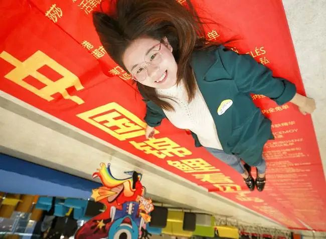 中信国航联名,新户礼,里程 新户立赠2000里程!中信国航联名卡限时申请