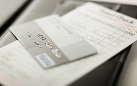 广发风控再度升级！这类人将全面实施不收不付