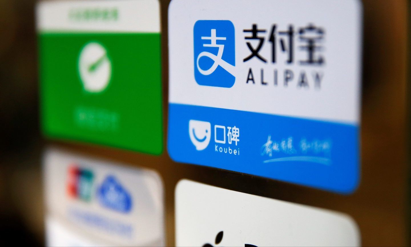 犯罪,信用卡,盗用,逾期,欠款,诈骗 犯罪,信用卡,盗用,逾期,欠款,诈骗